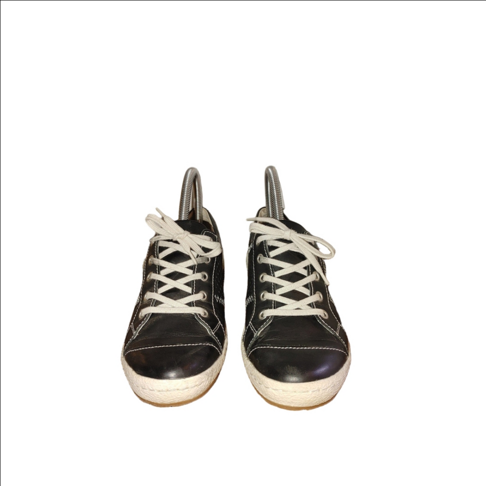 Josef Seibel Size 37